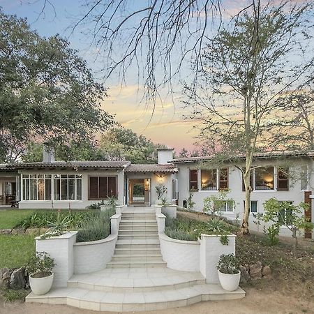 Amberhall Guesthouse Γιοχάνεσμπουργκ Εξωτερικό φωτογραφία