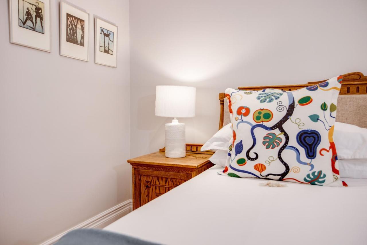 Amberhall Guesthouse Γιοχάνεσμπουργκ Εξωτερικό φωτογραφία