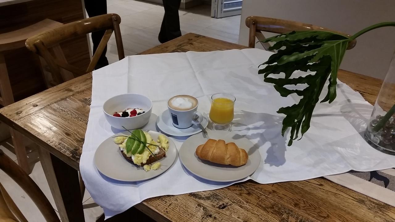 Amberhall Guesthouse Γιοχάνεσμπουργκ Εξωτερικό φωτογραφία