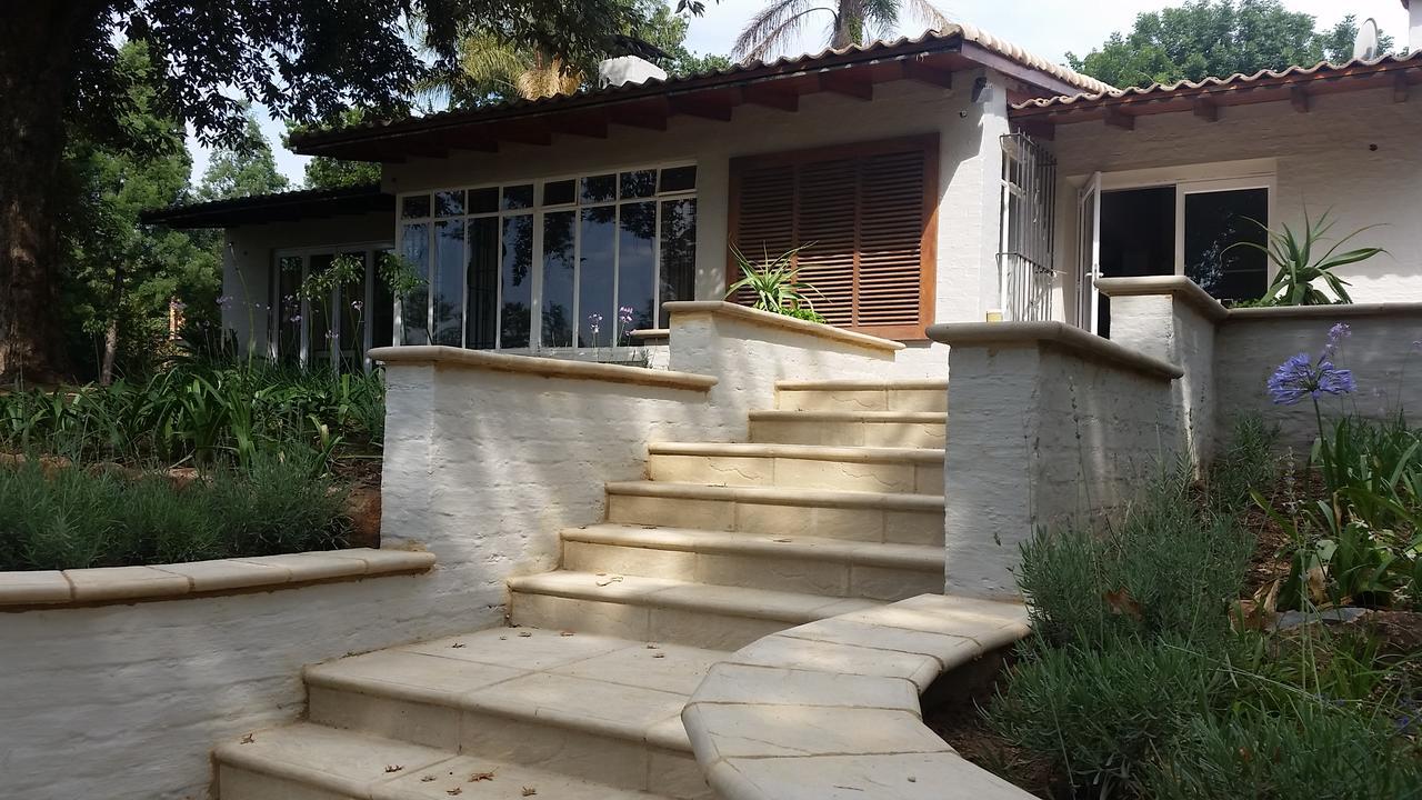 Amberhall Guesthouse Γιοχάνεσμπουργκ Εξωτερικό φωτογραφία